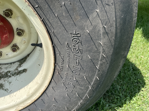 2011 H&S TFM2135 Hay Merger