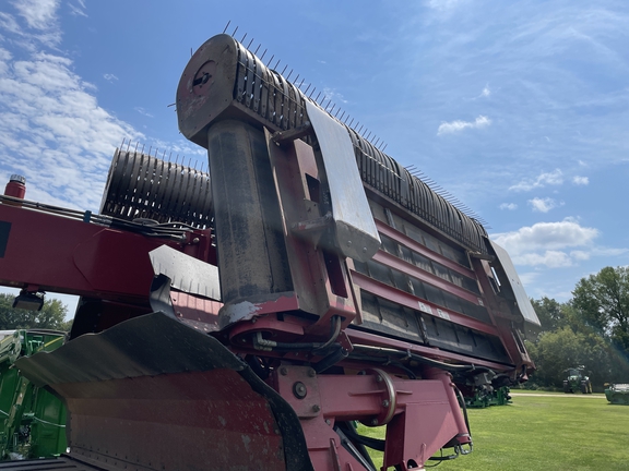 2011 H&S TFM2135 Hay Merger