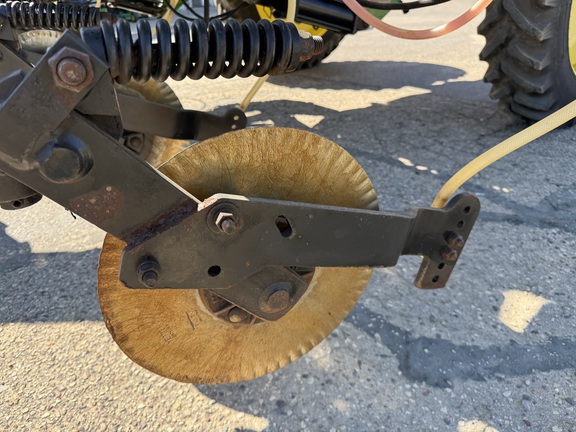 2023 Fast Distributing 8118 Applicator