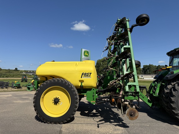 2023 Fast Distributing 8118 Applicator