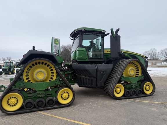 2025 John Deere 9RX 710 Tractor Rubber Track