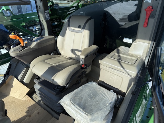 2025 John Deere 410R Sprayer/High Clearance