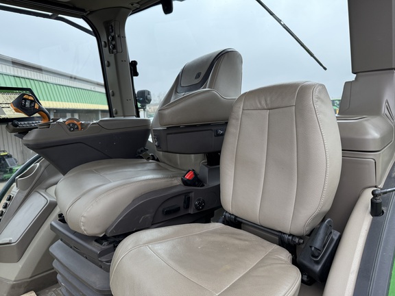 2023 John Deere 8R 410 Tractor