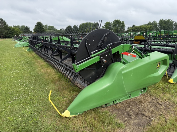 2025 John Deere RDF 40 Header Combine