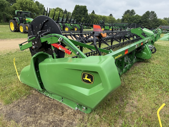 2025 John Deere RDF 40 Header Combine
