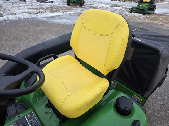 2017 John Deere X734 Garden Tractor