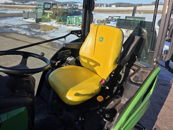 2022 John Deere 1025R Tractor Compact