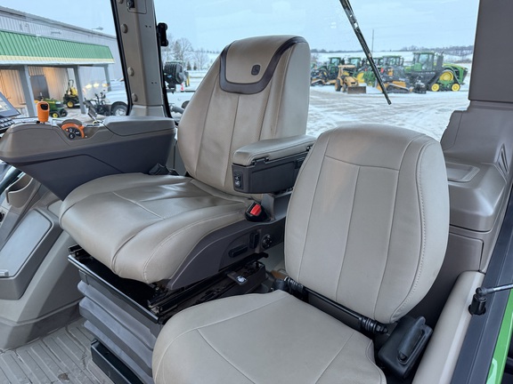 2025 John Deere 8RX 410 Tractor Rubber Track