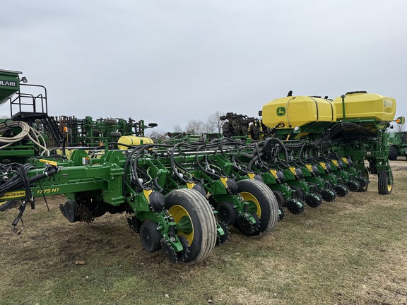 2024 John Deere 1775NT Planter