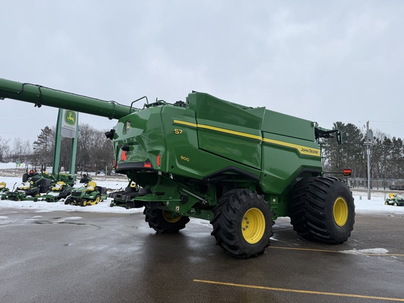 2025 John Deere S7 800 Combine
