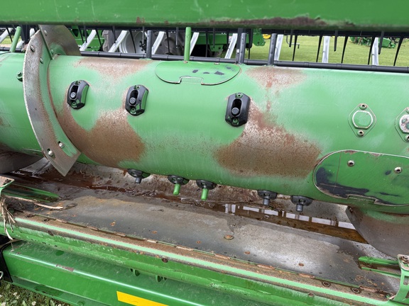 2012 John Deere 630F Header Combine