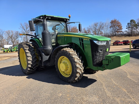 2018 John Deere 8320R Tractor
