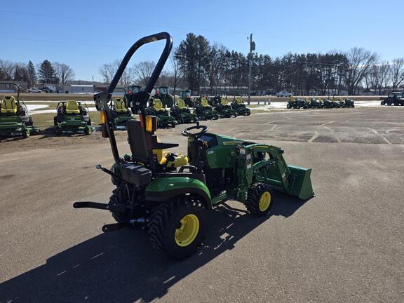 2022 John Deere 1025R Tractor Compact