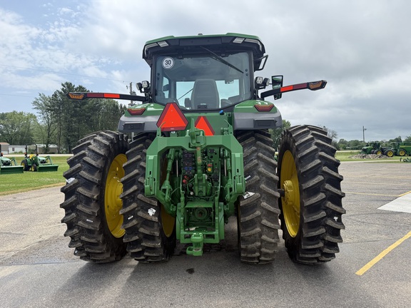 2025 John Deere 8R 250 Tractor