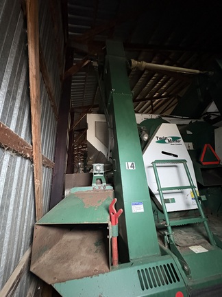 2014 Pickett TWIN MASTER Combine