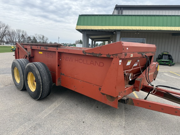 1997 New Holland 195 Manure Spreader