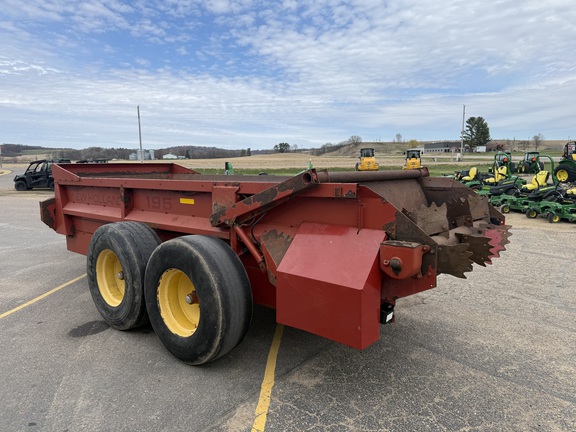 1997 New Holland 195 Manure Spreader
