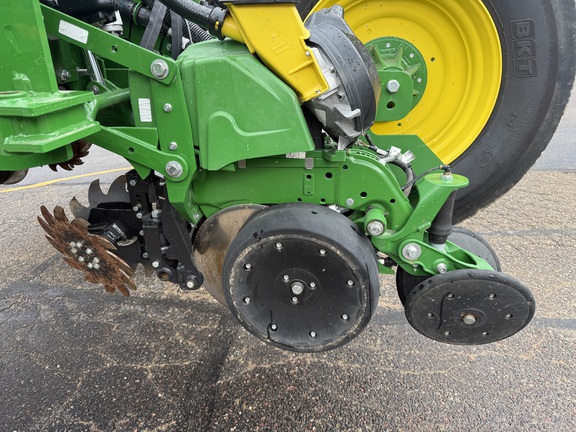 2026 John Deere 1775NT Planter