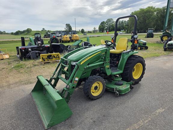 2013 John Deere 3520 Tractor Compact