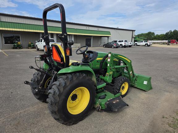 2013 John Deere 3520 Tractor Compact