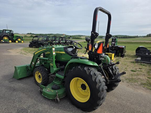 2013 John Deere 3520 Tractor Compact