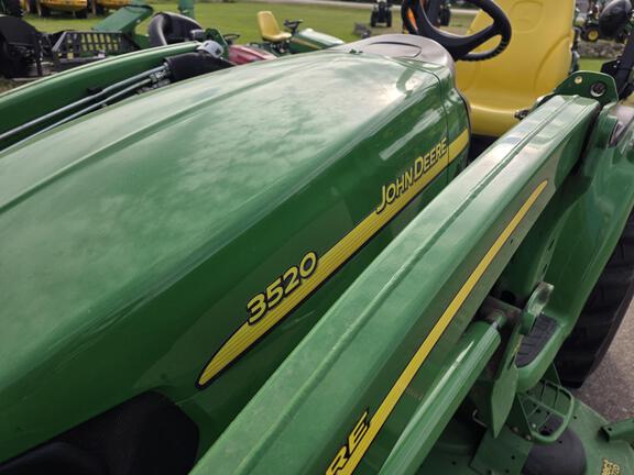 2013 John Deere 3520 Tractor Compact
