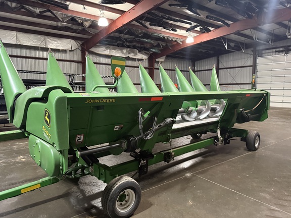 2008 John Deere 608C Header Corn Head