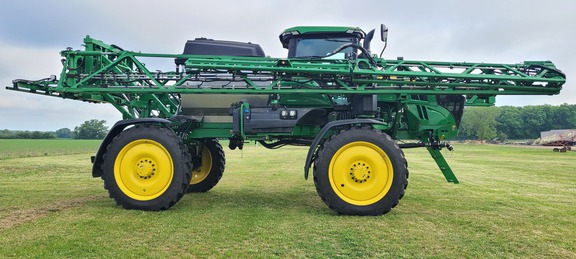 2025 John Deere 412R Sprayer/High Clearance