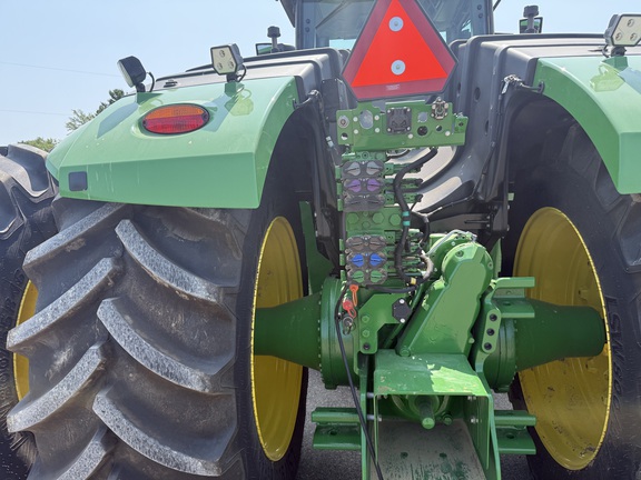 2025 John Deere 9R 590 Tractor 4WD