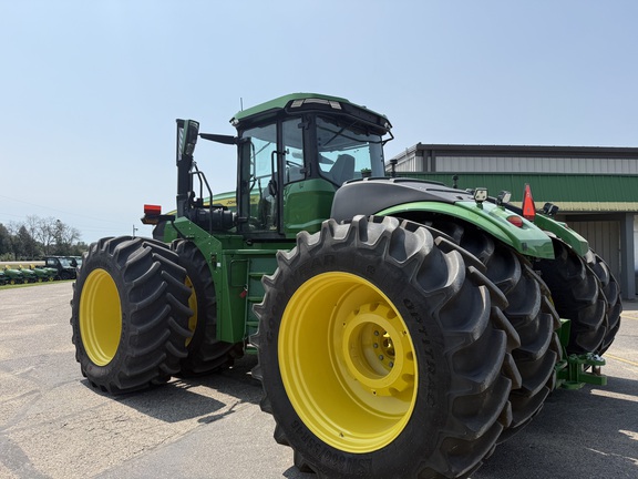 2025 John Deere 9R 590 Tractor 4WD