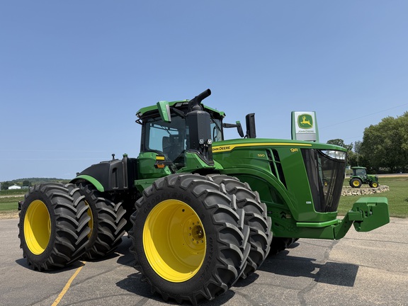 2025 John Deere 9R 590 Tractor 4WD