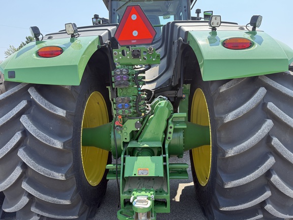 2025 John Deere 9R 590 Tractor 4WD