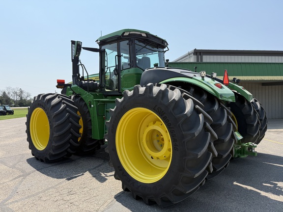 2025 John Deere 9R 590 Tractor 4WD