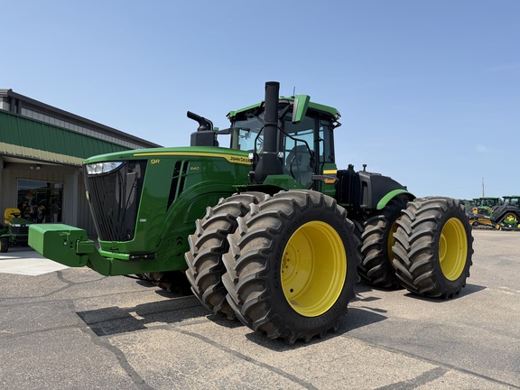 2025 John Deere 9R 640 Tractor 4WD
