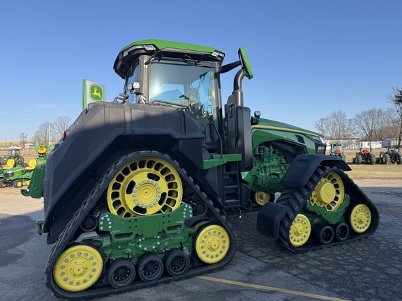2025 John Deere 8RX 370 Tractor Rubber Track