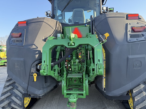 2025 John Deere 8RX 370 Tractor Rubber Track