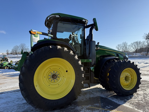 2025 John Deere 8R 370 Tractor