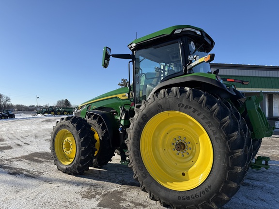 2025 John Deere 8R 370 Tractor