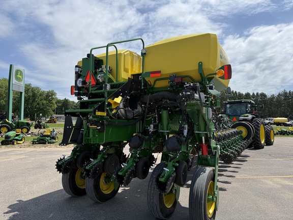 2026 John Deere 1775NT Planter