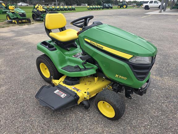 2017 John Deere X390 Garden Tractor