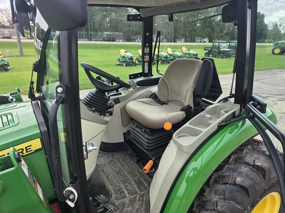 2018 John Deere 3046R Tractor Compact