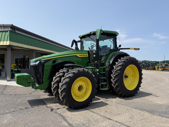 2025 John Deere 8R 370 Tractor