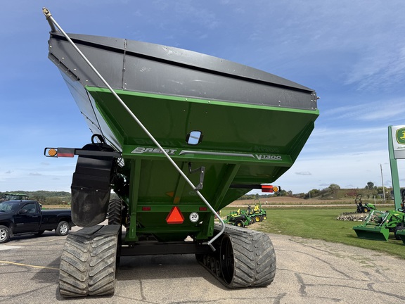 2021 Brent v1300 Grain Cart