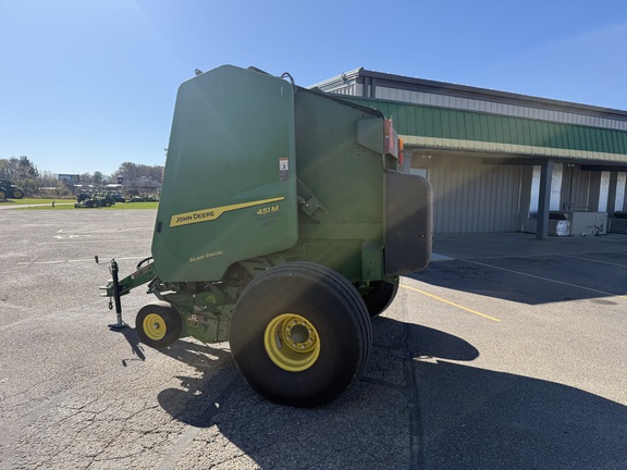 2024 John Deere 451M Baler/Round