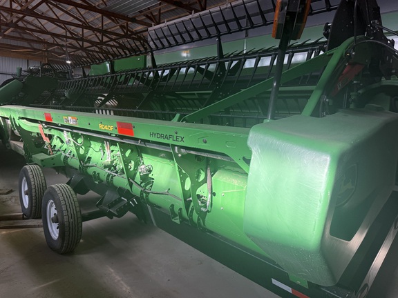 2021 John Deere RD40F Header Combine