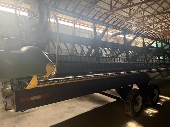 2021 John Deere RD40F Header Combine