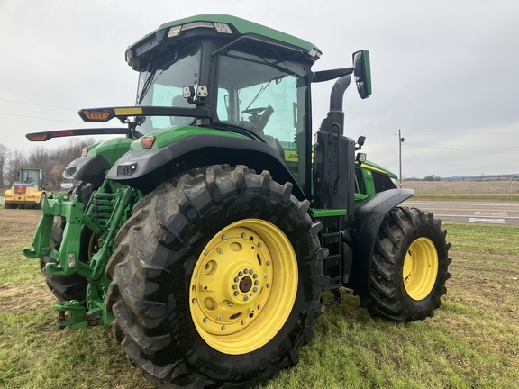 2020 John Deere 7R 330 Tractor