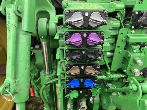 2020 John Deere 7R 330 Tractor