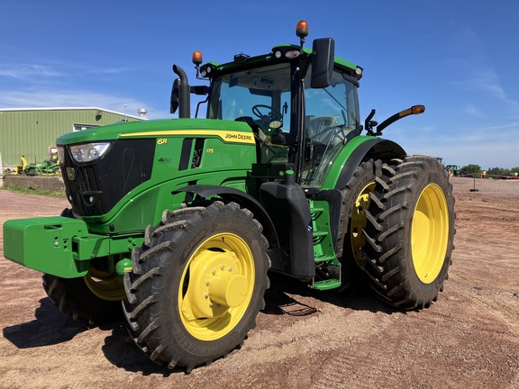 2022 John Deere 6R 175 Tractor