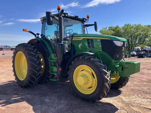 2022 John Deere 6R 175 Tractor